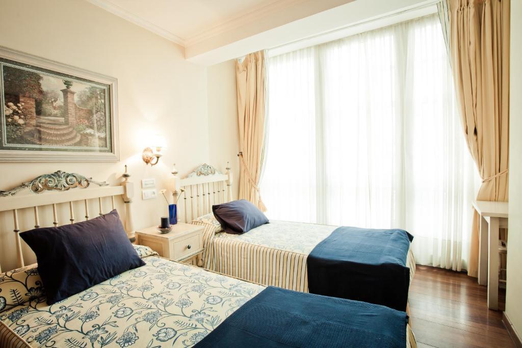 Hotel Fonte De San Roque Сантяго де Компостела Стая снимка