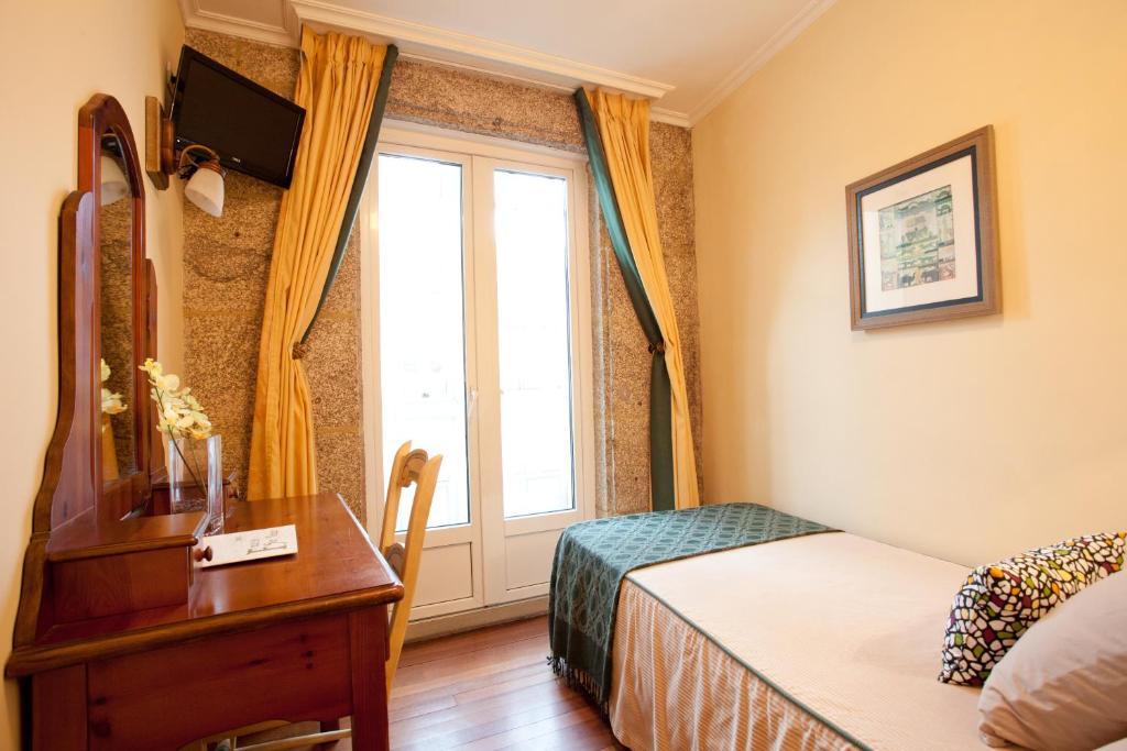 Hotel Fonte De San Roque Сантяго де Компостела Стая снимка