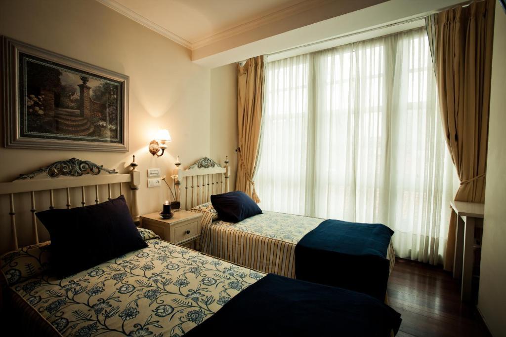 Hotel Fonte De San Roque Сантяго де Компостела Стая снимка